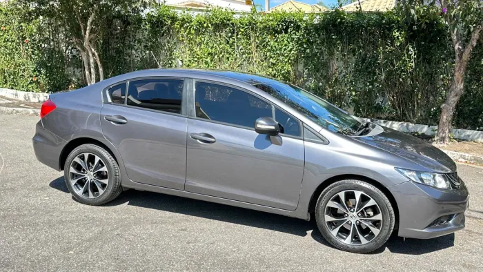 Honda Civic Sedan LXR 2.0 Flexone 16V Aut. 4P 2016