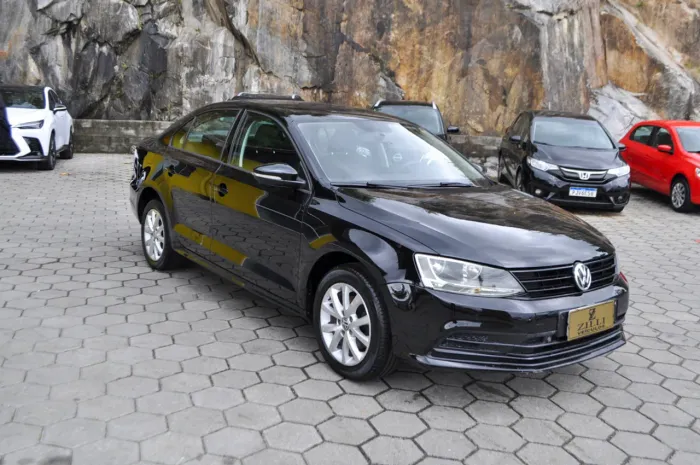 Volkswagen Jetta Trendline 1.4 TSI 16V 4P Aut. 2016