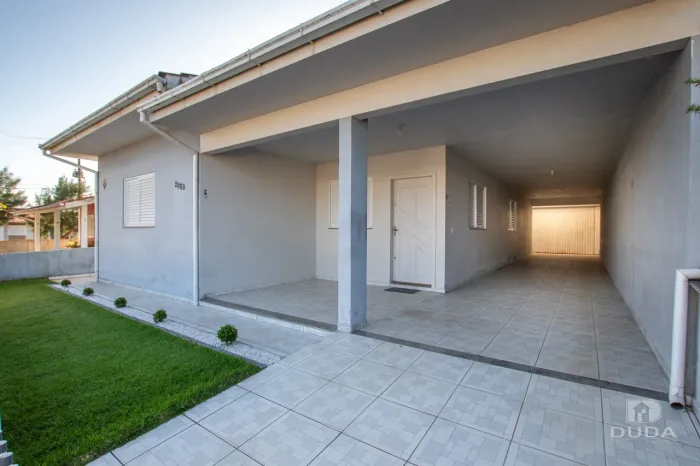 Casa à Venda em Itapirubá 4 Quartos-125m da Praia