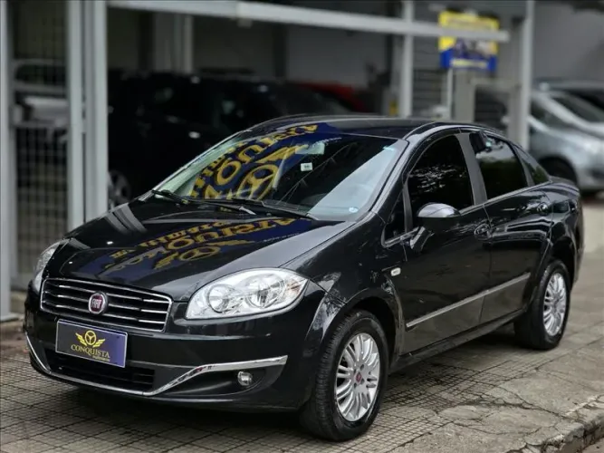 Fiat Linea Essence Dualogic 1.8 Flex 16V 4P 2015