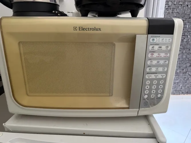 Microondas Electrolux 220V