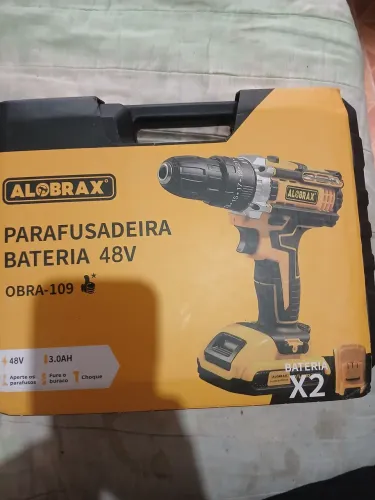 Vendo nova nunca usada parafusadeira e furadeira 48 vts