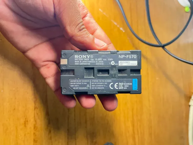 Bateria NP-F570