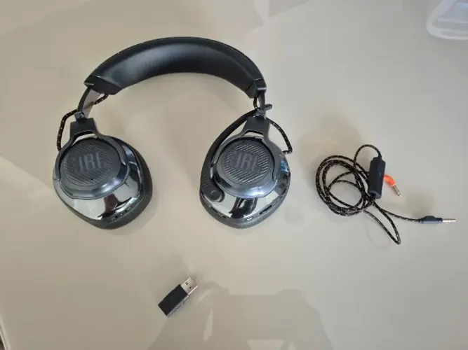 Headset Gamer JBL Quantum 810 Wireless - Excelente Estado e Completo