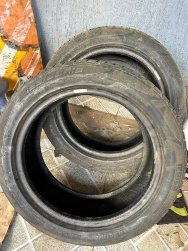 Par de pneus Momo m2 195-50/r15