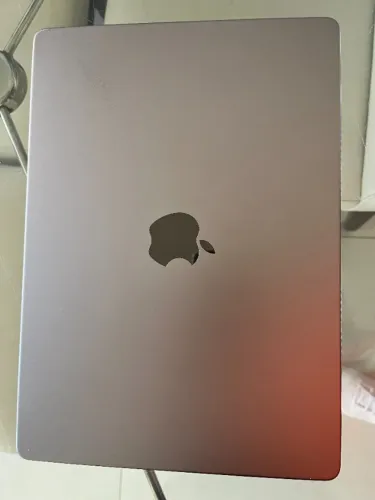 MacBook Pro M2 16GB 14 Polegadas