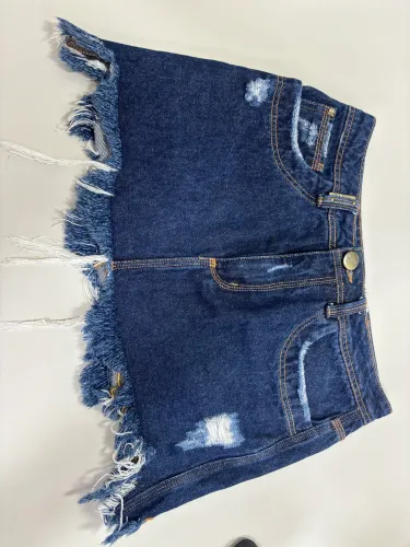 saia jeans lança perfume