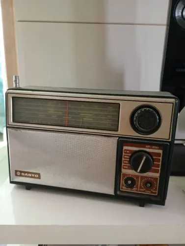 Rádio Antigo