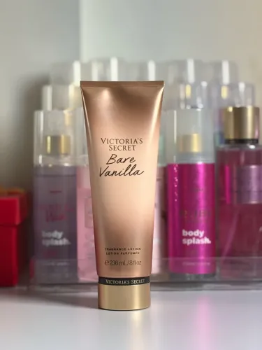 Hidratante Corporal Bare Vanilla Victoria?s Secrets