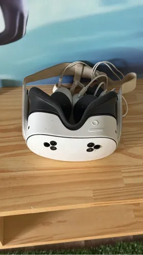 OCULOS DE REALIDADE VIRTUAL - META