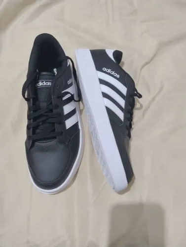 Tênis Adidas Original Novo