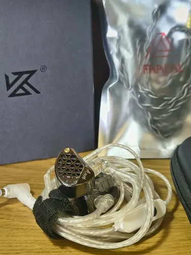 Fone IEM - KZ AM16 Bass ? 16 drivers + cabo FAAEAL e case de brinde | Completo