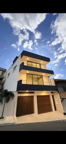 Vendo lindo Prédio.