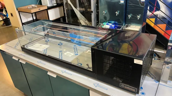 Vitrine refrigerada 1.50m para sushi Gelopar nova pronta entrega 