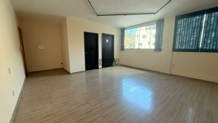 Sala para alugar no Buritis