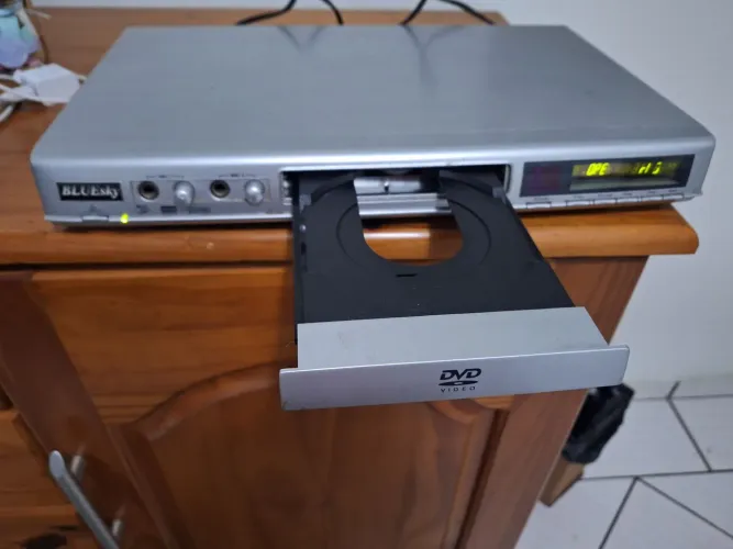 Dvd bluesky com função karaoke