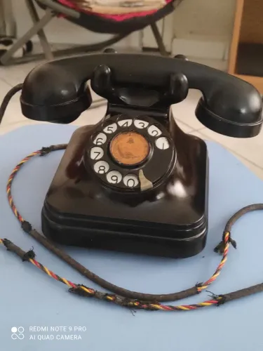 Telefone antigo,de disco,Leia: