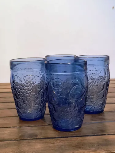 copos antigos azul cobalto vintage antiguidade raros alto relevo anos 60 louça antiquario 