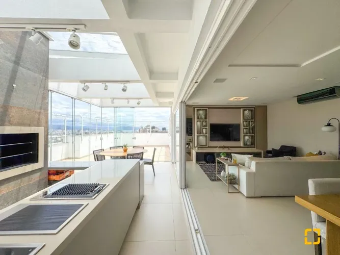 Cobartura para venda no bairro Estreito, Florianópois - SC