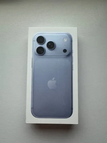 iPhone 18 Pro 256 GB Glacial - LACRADO