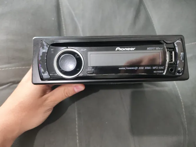 Vendo Rádio Pioneer com entrada pra CF e Pendrive conservado ....