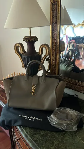 Bolsa YSL Downtown Cabas cinza