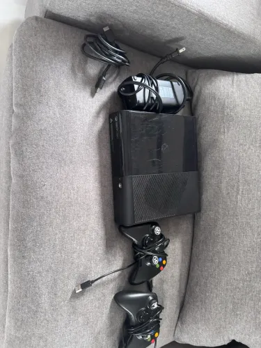 Xbox slim desbloqueado com mais de 90 jogos original pronto para jogar