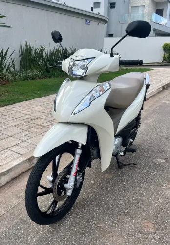 Honda Biz 2023 Muito nova
