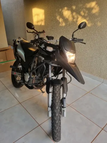 Xre 300 Abs muito nova