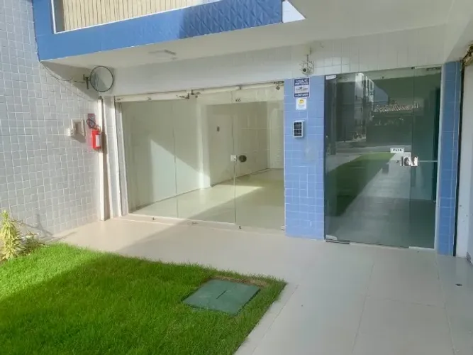 Espaçosa Sala no Térreo em Jardim Atlântico Olinda