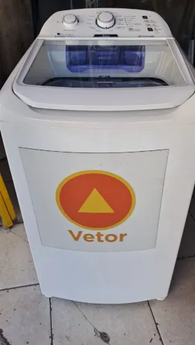 VENDO MAQUINA DE LAVA ELECTROLUX