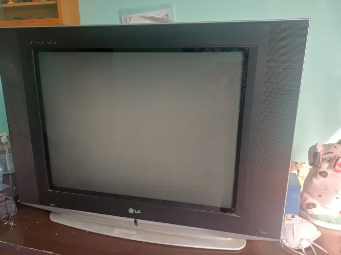 Tv LG tubo de 29 polegadas  tela plana