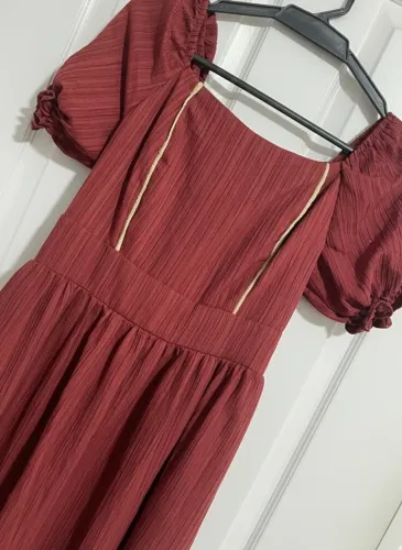 Vestido longo vermelho com bege 