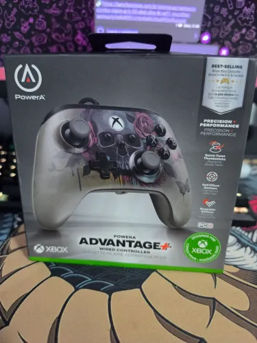 Controle Xbox powerA advantage Plus Wired 