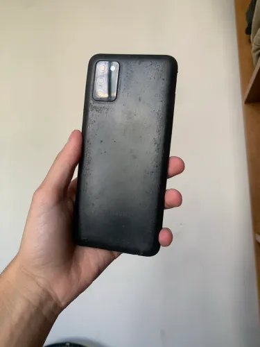 A03 s funcionando normal só está quebrado o conector de carregamento 