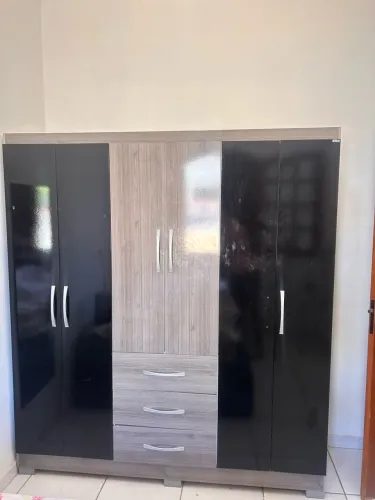 Guarda Roupa