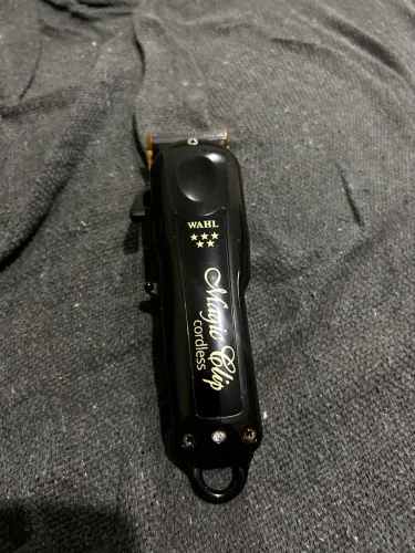 Máquina Magic Clip Whal Preta