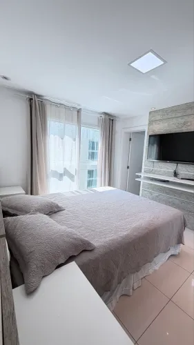 Prédio frente mar apto bloco B BARRA SUL