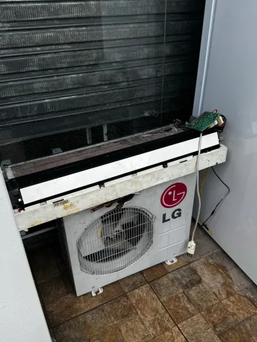 Split LG 7500 Btus usada com gás 