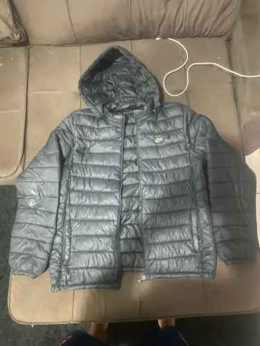 VENDO BOBOJACO DA LACOSTE (olhe a descrição)