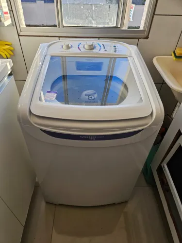 MÁQUINA DE LAVAR ELECTROLUX TURBO