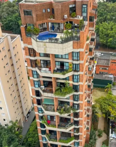 Duplex para aluguel possui 100 metros quadrados com 2 quartos em Pinheiros - São Paulo - S