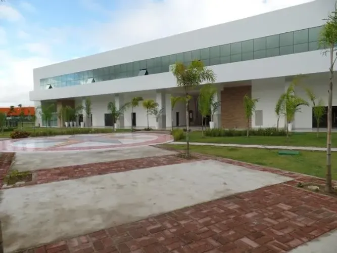Vendo terreno no cidadelle house - bairro planejado de 350 mil por 270 demil