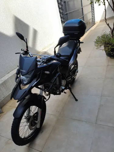 XRE 300 2022
