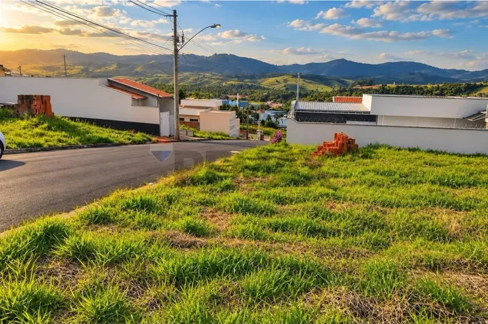 Terreno 200m² em Jacutinga MG