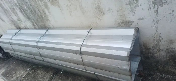 10 telhas em zinco 1,30x2,70