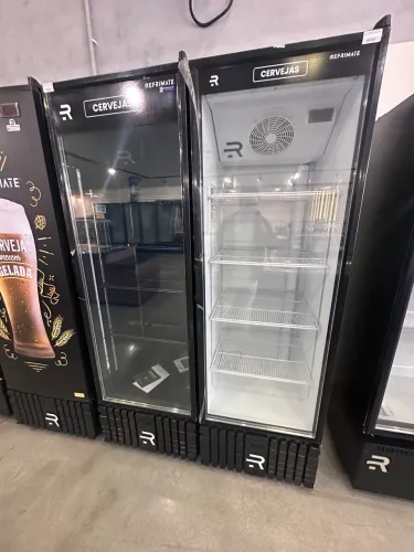 Expositor 570 litros cervejeira refrimate