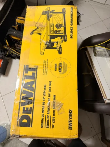 Serra de bancada Dewalt 