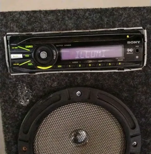 Rádio automotivo ( Léia a Descrição)