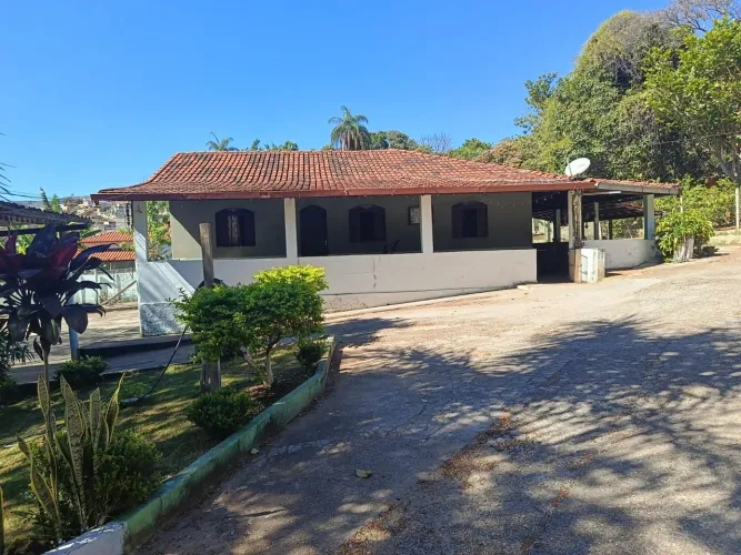 Sitio em Ibirité.